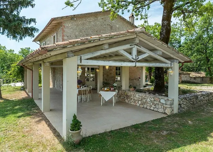 La Corte 6, Emma * Montecastrilli