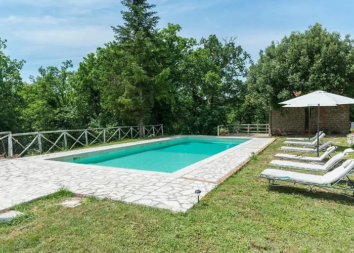 La Corte 6, Emma Villa *