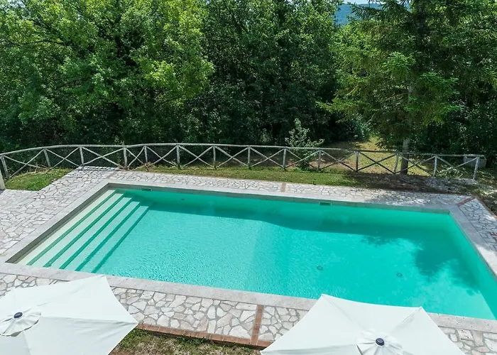 La Corte 6, Emma Vila